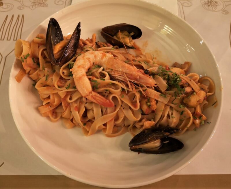 A delicious plate of seafood linguine from Diverso in Burgas, Bulgaria, one of the best restaurants in Burgas