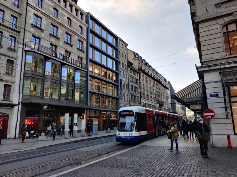 Geneva's tram system is quick, efficient and easy to use, making it the ideal mode of public transport for getting around Geneva