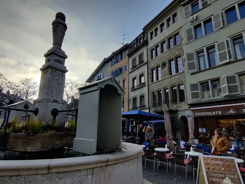 Place Bourg du Four is one of the main squares in Geneva Old Town and is home to a beautiful fountain alongside plenty of bars and restaurants